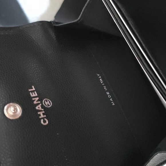 NEW AUTHENTIC Chanel Flap Cardholder Black - Picture 15 of 15